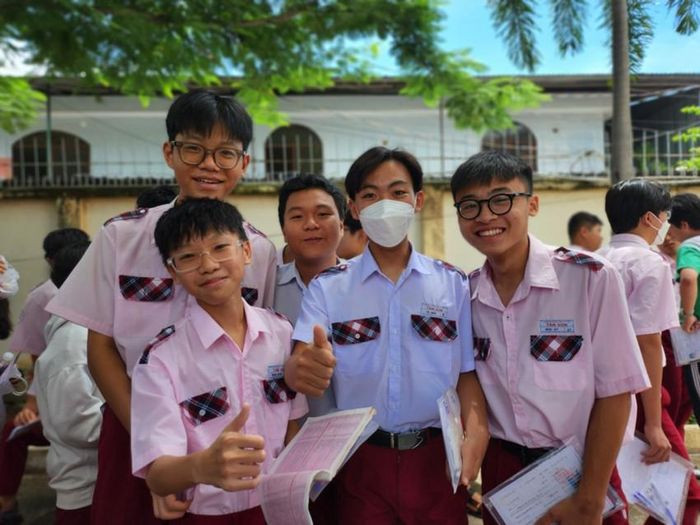 TP. Hồ Chí Minh công bố điểm chuẩn vào lớp 10 vào ngày 10.7 TP. Hồ Chí Minh: Ngày 10.7 sẽ công bố điểm chuẩn vào lớp 10 -0