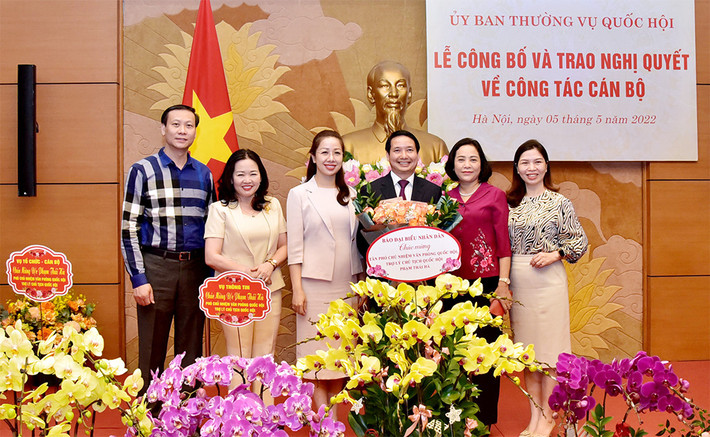 Phó Chủ tịch Thường trực Quốc hội Trần Thanh Mẫn trao quyết định bổ nhiệm ông Phạm Thái Hà giữ chức Phó Chủ nhiệm Văn phòng Quốc hội ảnh 8 Phó Chủ tịch Thường trực Quốc hội Trần Thanh Mẫn trao quyết định bổ nhiệm ông Phạm Thái Hà giữ chức Phó Chủ nhiệm Văn phòng Quốc hội -0