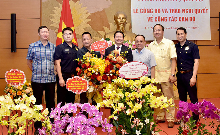 Phó Chủ tịch Thường trực Quốc hội Trần Thanh Mẫn trao quyết định bổ nhiệm ông Phạm Thái Hà giữ chức Phó Chủ nhiệm Văn phòng Quốc hội ảnh 17 Phó Chủ tịch Thường trực Quốc hội Trần Thanh Mẫn trao quyết định bổ nhiệm ông Phạm Thái Hà giữ chức Phó Chủ nhiệm Văn phòng Quốc hội -0