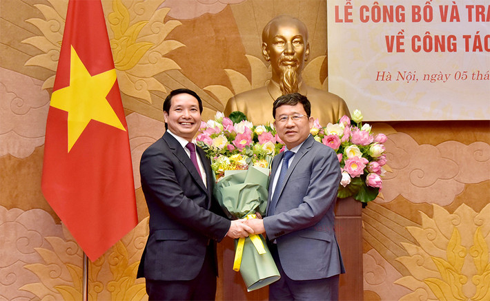 Phó Chủ tịch Thường trực Quốc hội Trần Thanh Mẫn trao quyết định bổ nhiệm ông Phạm Thái Hà giữ chức Phó Chủ nhiệm Văn phòng Quốc hội ảnh 6 Phó Chủ tịch Thường trực Quốc hội Trần Thanh Mẫn trao quyết định bổ nhiệm ông Phạm Thái Hà giữ chức Phó Chủ nhiệm Văn phòng Quốc hội -0