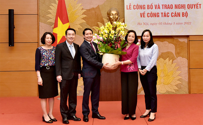 Phó Chủ tịch Thường trực Quốc hội Trần Thanh Mẫn trao quyết định bổ nhiệm ông Phạm Thái Hà giữ chức Phó Chủ nhiệm Văn phòng Quốc hội ảnh 7 Phó Chủ tịch Thường trực Quốc hội Trần Thanh Mẫn trao quyết định bổ nhiệm ông Phạm Thái Hà giữ chức Phó Chủ nhiệm Văn phòng Quốc hội -0