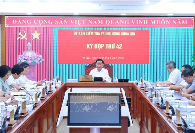 Ủy ban Kiểm tra Trung ương họp Kỳ thứ 42 ảnh 2 Ủy ban Kiểm tra Trung ương họp Kỳ thứ 42 -1