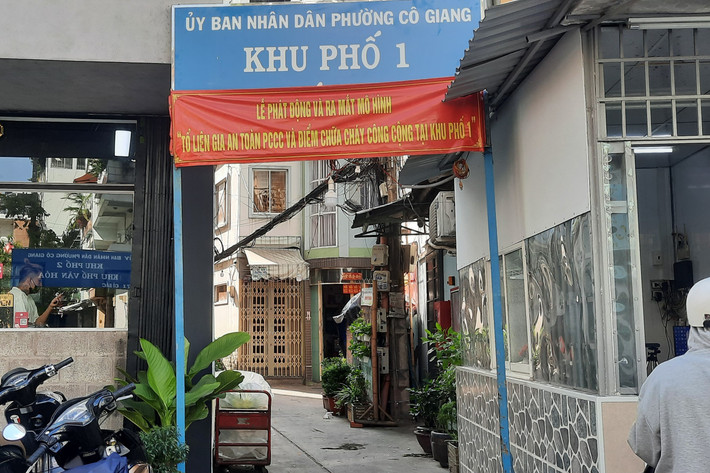 Tuyến hẻm 100 đường Cô Bắc được nâng cấp với tổng mức đầu tư hơn 1 tỷ đồng. Ảnh: Quang Phương. TP. Hồ Chí Minh: Vì sao phải thu hồi hơn 9 triệu đồng tại dự án nâng cấp hẻm hơn 1 tỷ đồng ở quận 1? -0