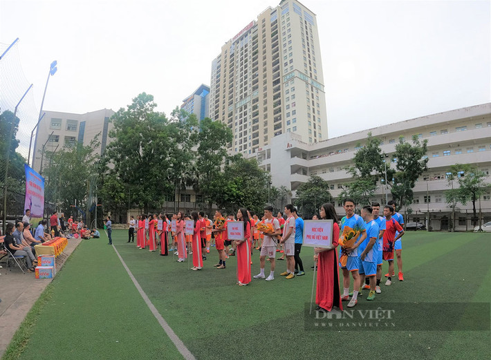 Lễ khai mạc giải bóng đá "Láng Thượng và những người bạn" diễn ra vào sáng 27.8 Những hình ảnh ấn tượng tại Giải bóng đá