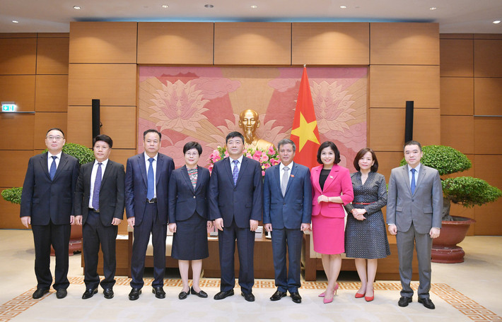 Phó Chủ nhiệm Ủy ban Quốc phòng và An ninh Nguyễn Hải Hưng tiếp Đoàn đại biểu Nhân đại Quảng Tây ảnh 3 Phó Chủ nhiệm Ủy ban Quốc phòng và An ninh Nguyễn Hải Hưng tiếp Đoàn đại biểu Nhân đại Quảng Tây