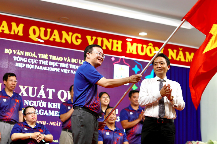 Lễ xuất quân Đoàn thể thao người khuyết tật Việt Nam tham dự ASEAN Paragames 12 ảnh 1 Lễ xuất quân Đoàn thể thao người khuyết tật Việt Nam tham dự ASEAN Paragames 12 -2