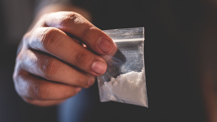 Crack cocaine - loại ma túy đang hoành hành ở Thụy Sĩ và nhiều nước châu Âu. Ảnh: Sky News Thụy Sĩ xem xét “phát ma túy cho người nghiện”: Táo bạo hay rủi ro? -0