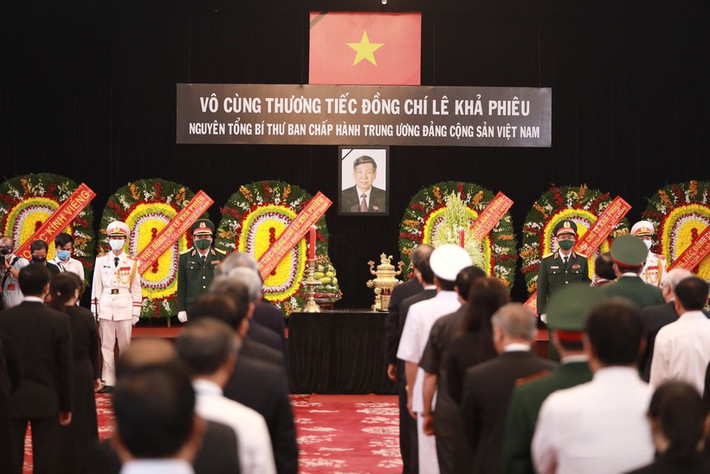 Lễ truy điệu nguyên Tổng Bí thư Lê Khả Phiêu được tổ chức tại Hội trường Thống Nhất, TP Hồ Chí Minh Lễ truy điệu nguyên Tổng Bí thư Lê Khả Phiêu được tổ chức tại Hội trường Thống Nhất, TP Hồ Chí Minh
