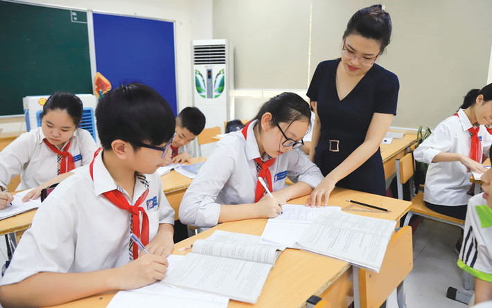 Dạy và học Ngữ văn yêu cầu học sinh hình thành ý tưởng, biết cách trình bày ý tưởng một cách mạch lạc, sáng tạo. Ảnh: Quang Thái Để tránh học thuộc lòng theo văn mẫu, dạy và học môn Ngữ Văn sẽ thay đổi như thế nào? -0