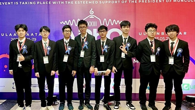 8/8 học sinh Việt Nam tại Olympic Vật lí Châu Á - Thái Bình Dương 8/8 học sinh Việt Nam tại Olympic Vật lí Châu Á - Thái Bình Dương