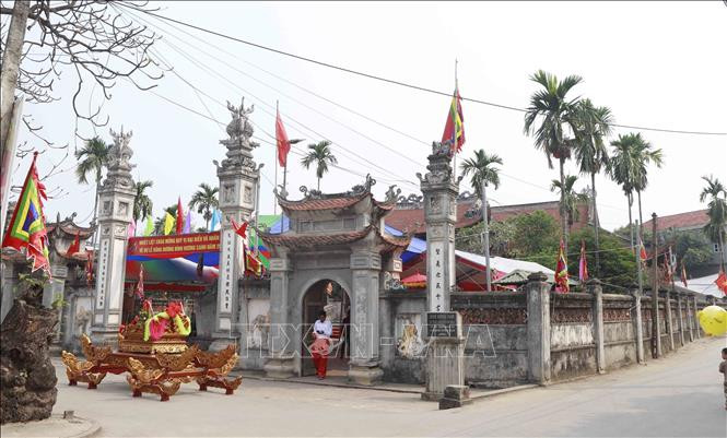 Cụm đình Hương Canh thờ chung 6 vị thành hoàng. Ảnh: Hoàng Hùng/TTXVN Đón nhận Bằng xếp hạng di tích quốc gia đặc biệt cụm đình Hương Canh -0