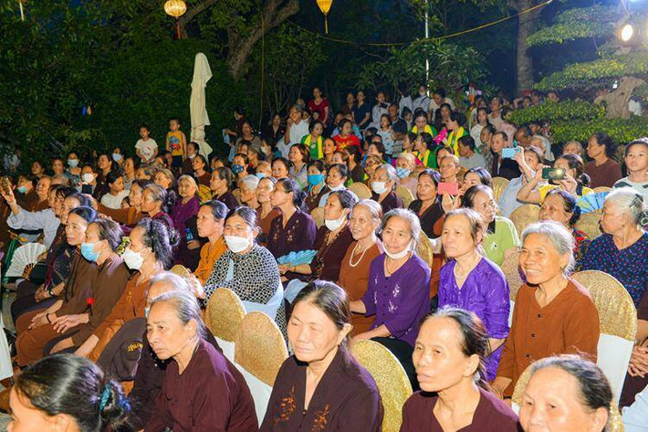 Người dân làng La Mai, Xã Ninh Giang dự Đại lễ Phật đản PL. 2567- DL. 2023 Phật giáo Cố đô Hoa Lư - Ninh Bình kính mừng Đại lễ Phật đản PL. 2567- DL. 2023 -0