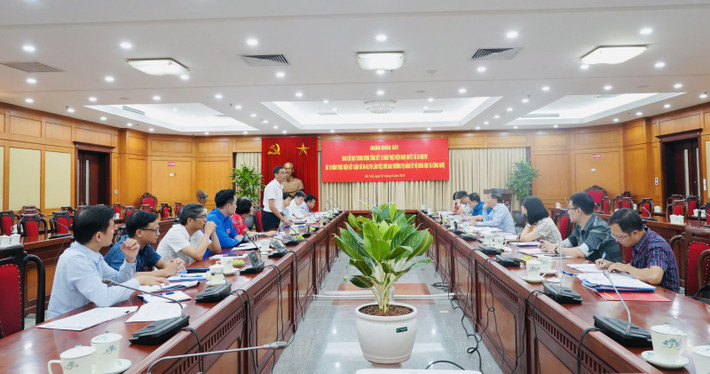Toàn cảnh buổi làm việc Phát triển lực lượng khoa học trẻ, tạo môi trường thanh niên sáng tạo -0