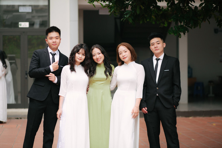 Cô giáo Nguyễn Ngọc Thùy Linh và các học trò Những mong ước giản dị của các giáo viên trong năm mới 2024 -0