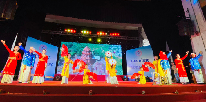 Ngày hội có sự tham gia của các gia đình tiêu biểu đến từ 6 tỉnh Đông Nam bộ. Ảnh: baobinhthuan.com.vn Tổ chức Ngày hội Gia đình các tỉnh Đông Nam bộ 2024 từ ngày 11 - 13.7 -0