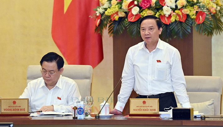 Phó Chủ tịch Quốc hội Nguyễn Khắc Định điều hành Phiên họp Ảnh: Lâm Hiển Phó Chủ tịch Quốc hội Nguyễn Khắc Định điều hành Phiên họp Ảnh: Lâm Hiển