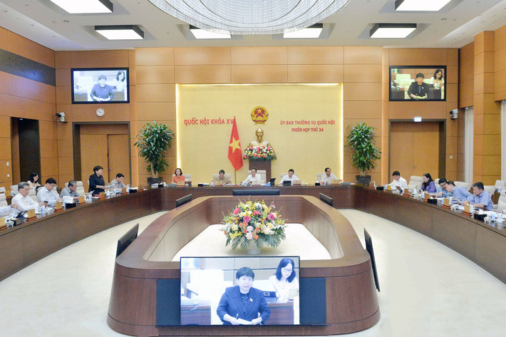 Quang cảnh phiên họp. Ảnh: Hồ Long Cho ý kiến 2 dự thảo Nghị quyết của Quốc hội về thí điểm một số chính sách đặc thù phát triển tỉnh Nghệ An và thành phố Đà Nẵng -0