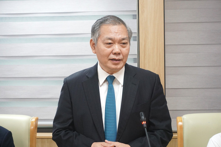 Ông Trần Đức Lai, Nguyên Thứ trưởng Bộ Thông tin và Truyền thông, Chủ tịch Hội Vô tuyến - Điện tử Việt Nam phát biểu tại buổi lễ (Ảnh: Nguyễn Liên) Học viện Công nghệ Bưu chính Viễn sẽ ứng dụng nền tảng EON-XR tiên tiến vào giảng dạy -0