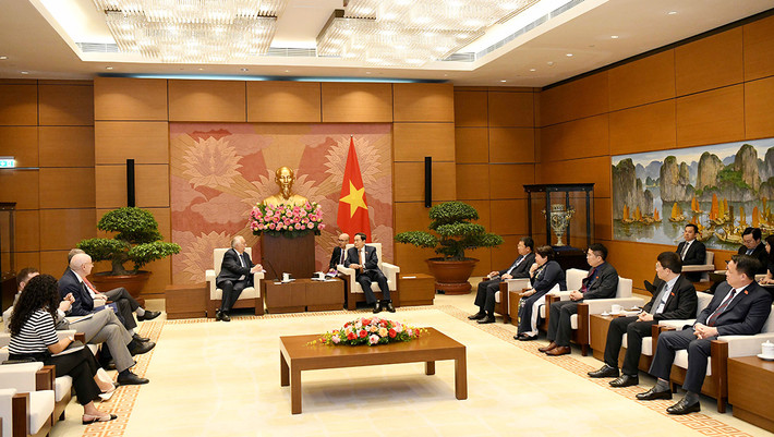 Phó Chủ tịch Thường trực Quốc hội Trần Thanh Mẫn tiếp Bộ trưởng Quốc vụ, nguyên Chủ tịch Hạ viện Vương quốc Bỉ ảnh 5 Phó Chủ tịch Thường trực Quốc hội Trần Thanh Mẫn tiếp Bộ trưởng Quốc vụ, nguyên Chủ tịch Hạ viện Vương quốc Bỉ -0