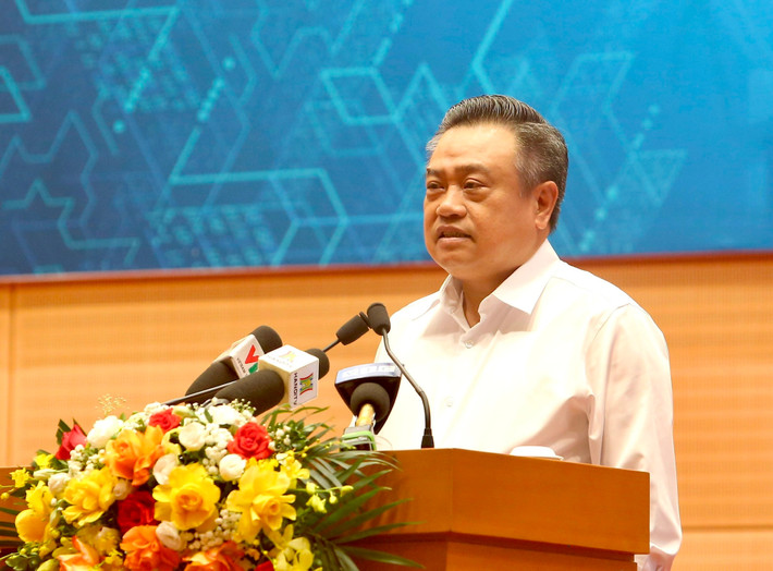 Chủ tịch UBND TP. Hà Nội Trần Sỹ Thanh phát biểu tại hội nghị. Ảnh: V.T Hà Nội đối thoại, tháo gỡ khó khăn cho doanh nghiệp lĩnh vực văn hóa - xã hội -0