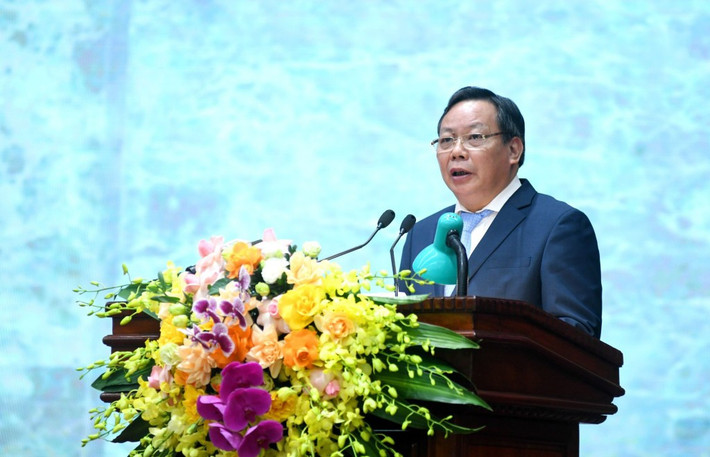Phó Bí thư Thành ủy Nguyễn Văn Phong phát biểu tham luận tại Hội nghị Ảnh: Viết Thành Phó Bí thư Thành ủy Nguyễn Văn Phong phát biểu tham luận tại Hội nghị Ảnh: Viết Thành