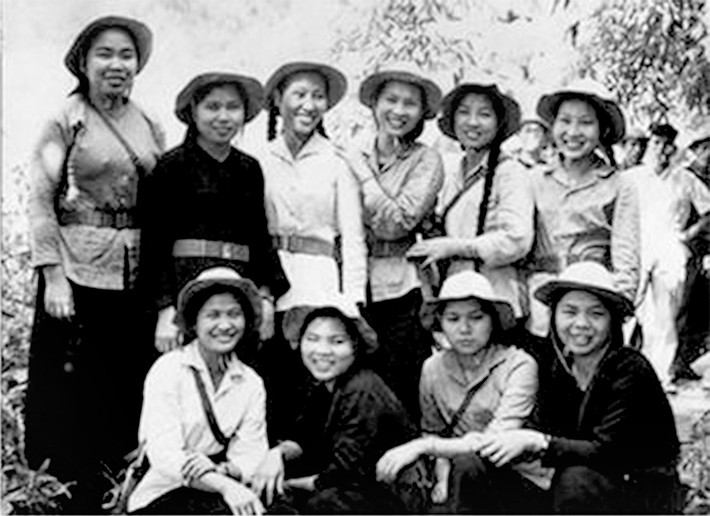 Những cán bộ nữ của Ngân hàng Nhà nước Việt Nam chi viện cho chiến trường miền Nam Những cán bộ nữ của Ngân hàng Nhà nước Việt Nam chi viện cho chiến trường miền Nam