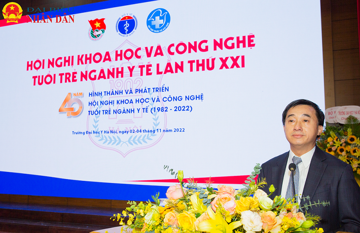 Thứ trưởng Bộ Y tế Trần Văn Thuấn Bế mạc Hội nghị Khoa học và Công nghệ tuổi trẻ ngành Y tế lần thứ XXI