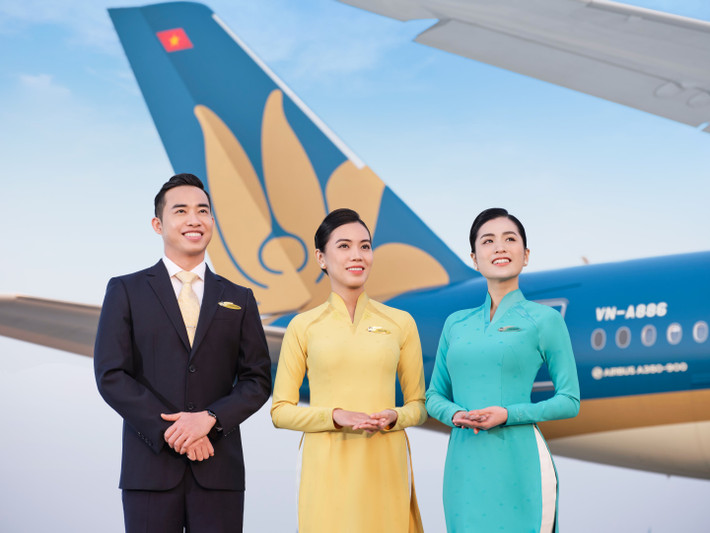 Vietnam Airlines ghi dấu cột mốc 30 năm đường bay thẳng Việt Nam - Hàn Quốc, chào đón hành khách thứ 15 triệu. Ảnh: VNA Vietnam Airlines kỷ niệm 30 năm đường bay thẳng và chào đón hành khách thứ 15 triệu giữa Việt Nam - Hàn Quốc -0