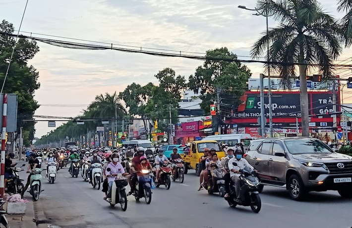 Điểm nút giao thông đường 3 tháng 2 với đường Nguyễn Văn Linh Khẩn trương bố trí tái định cư để mở rộng 5 nút giao thông trộng điểm