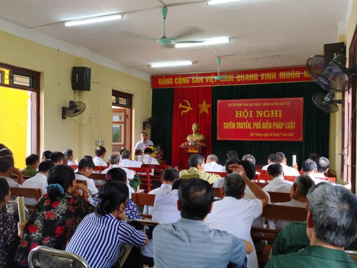 Tuyên truyền, phổ biến pháp luật tại huyện Quế Võ, Bắc Ninh. Tuyên truyền, phổ biến pháp luật tại huyện Quế Võ, Bắc Ninh.
