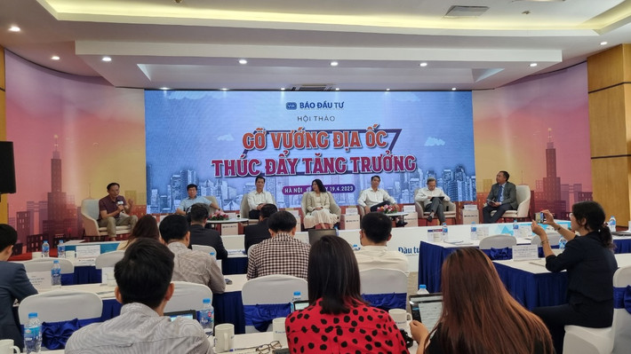 Các đại biểu tham dự hội thảo TP. Hồ Chí Minh: “Nhà ở thương mại giá 35 triệu/m2 đã tuyệt chủng” -0