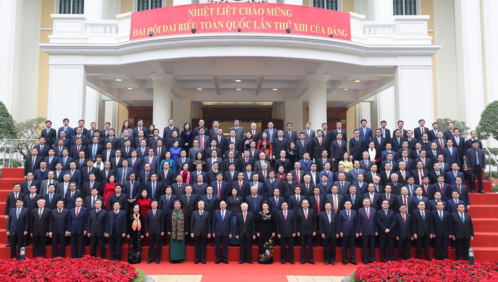 Tổng Bí thư, Chủ tịch Nước Nguyễn Phú Trọng, Thủ tướng Nguyễn Xuân Phúc, Chủ tịch Quốc hội Nguyễn Thị Kim Ngân với các đồng chí lãnh đạo Đảng, Nhà nước và các đại biểu dự Hội nghị. Ảnh: Trí Dũng Tổng Bí thư, Chủ tịch Nước Nguyễn Phú Trọng, Thủ tướng Nguyễn Xuân Phúc, Chủ tịch Quốc hội Nguyễn Thị Kim Ngân với các đồng chí lãnh đạo Đảng, Nhà nước và các đại biểu dự Hội nghị. Ảnh: Trí Dũng
