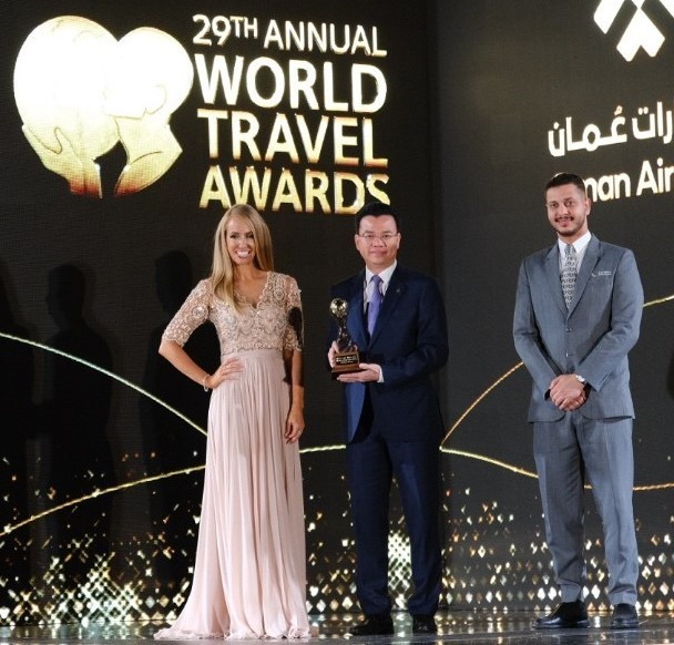 World Travel Awards vinh danh Vietnam Airlines hãng hàng không hàng đầu thế giới về bản sắc văn hóa -0