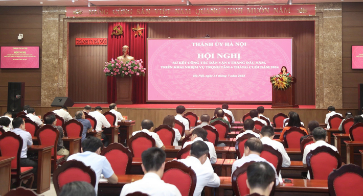 Quang cảnh hội nghị Tuyên truyền sâu rộng trong các tầng lớp Nhân dân về triển khai thực hiện Luật Thủ đô