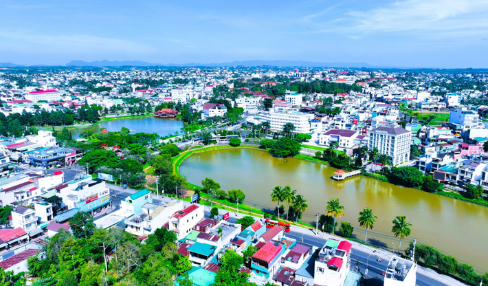 Xứng đáng đô thị hạt nhân Lâm Đồng ảnh 1 Một góc trung tâm thành phố Bảo Lộc, Lâm Đồng
