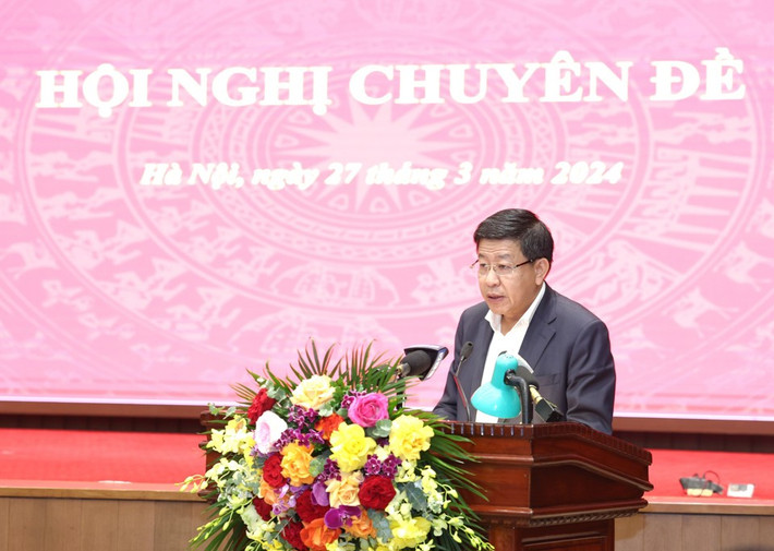 Phó Chủ tịch UBND thành phố Hà Nội Dương Đức Tuấn phát biểu tại hội nghị. Ảnh: ITN Hà Nội: Đã phân bổ 28.618 tỷ đồng vốn đầu tư công năm 2024 -0