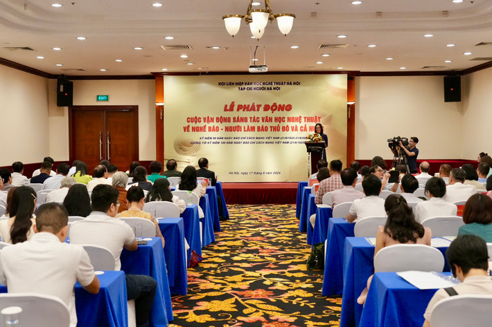 Cuộc vận động dành cho các văn nghệ sĩ chuyên và không chuyên; các nhà báo, phóng viên; công dân Việt Nam đang sinh sống, làm việc trong và ngoài nước; người nước ngoài đang sinh sống, làm việc, học tập, lao động tại Việt Nam Phát động Cuộc vận động sáng tác văn học nghệ thuật về Nghề báo - Người làm báo -0