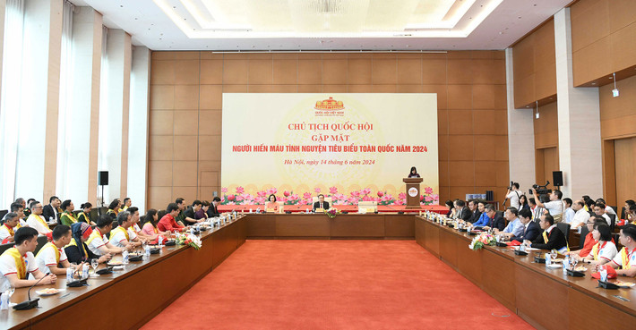 Chủ tịch Quốc hội Trần Thanh Mẫn gặp mặt người hiến máu tình nguyện tiêu biểu toàn quốc ảnh 4 Chủ tịch Quốc hội Trần Thanh Mẫn gặp mặt người hiến máu tình nguyện tiêu biểu toàn quốc -0