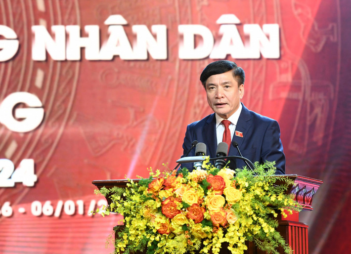 Tổng Thư ký Quốc hội, Chủ nhiệm Văn phòng Quốc hội Bùi Văn Cường - Phó Trưởng ban Thường trực Ban Chỉ đạo, Trưởng Ban Tổ chức Giải Diên Hồng lần thứ 2 tại lễ trao giải ngày 5.1.2024 Công bố thể lệ Giải báo chí toàn quốc về Quốc hội và Hội đồng Nhân dân lần thứ 3 năm 2025 -0