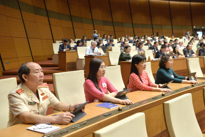 Hoàn thành khối lượng công việc lớn, đáp ứng yêu cầu thực tiễn và mong muốn, kỳ vọng của cử tri và Nhân dân ảnh 2 Hoàn thành khối lượng công việc lớn, đáp ứng yêu cầu thực tiễn và mong muốn, kỳ vọng của cử tri và Nhân dân -0
