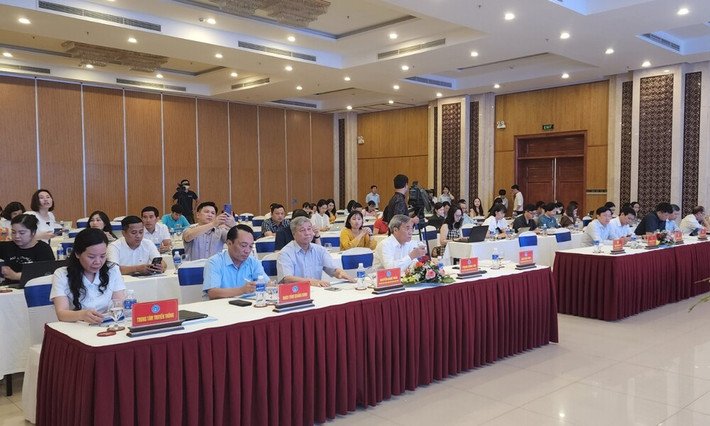 Hội nghị tập huấn tuyên truyền về BHXH, BHYT, BHTN tại Quảng Bình. Ảnh: BH Hội nghị tập huấn tuyên truyền về BHXH, BHYT, BHTN tại Quảng Bình . Ảnh BH