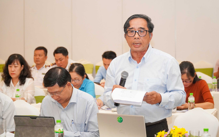 Tiến sĩ Lê Anh Tuấn, giảng viên chính Khoa Môi trường và Tài nguyên thiên nhiên, Đại học Cần Thơ phát biểu tại buổi tham vấn Kênh đào Phù Nam- Techo ảnh hưởng thế nào đến đồng bằng sông Cửu Long? -0