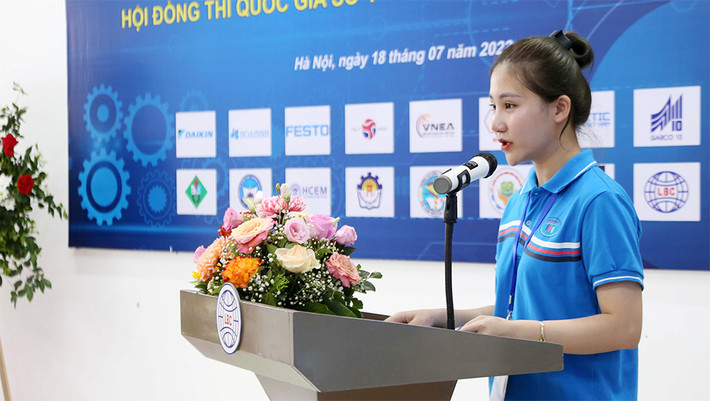 Khai mạc Kỳ thi Kỹ năng nghề quốc gia - nghề Công nghệ thời trang ảnh 5 Khai mạc Kỳ thi Kỹ năng nghề quốc gia - nghề Công nghệ thời trang