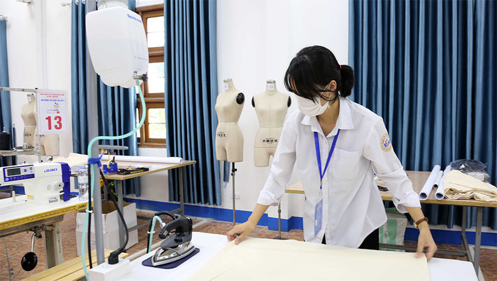 Khai mạc Kỳ thi Kỹ năng nghề quốc gia - nghề Công nghệ thời trang ảnh 11 Khai mạc Kỳ thi Kỹ năng nghề quốc gia - nghề Công nghệ thời trang