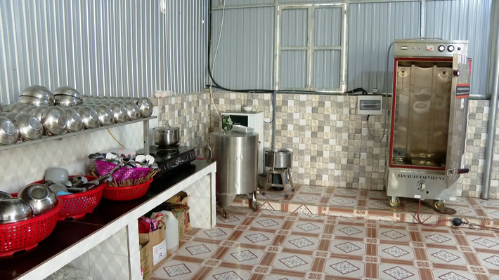 Công trình bếp ăn tại trường do Quỹ Vì tầm vóc Việt tài trợ. Ảnh: TH Chung tay xây dựng