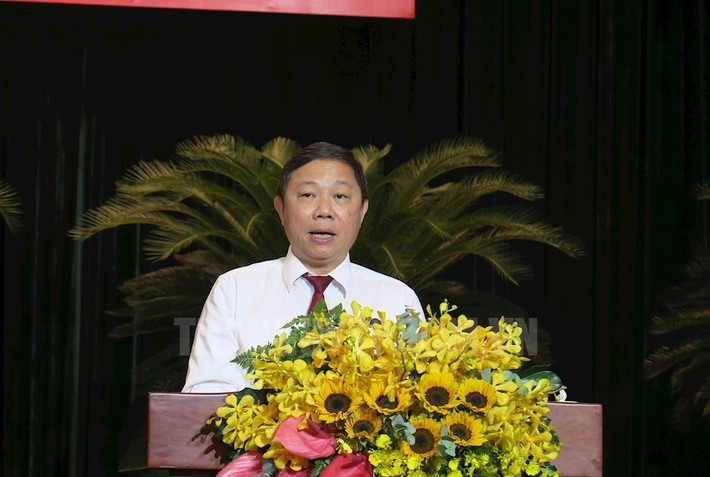 Phó Chủ tịch UBND TP. Hồ Chí Minh Dương Anh Đức báo cáo tại Hội nghị. Nguồn: hcmcpv.org.vn TP. Hồ Chí Minh tổng kết 15 năm thực hiện Nghị quyết số 23 -0