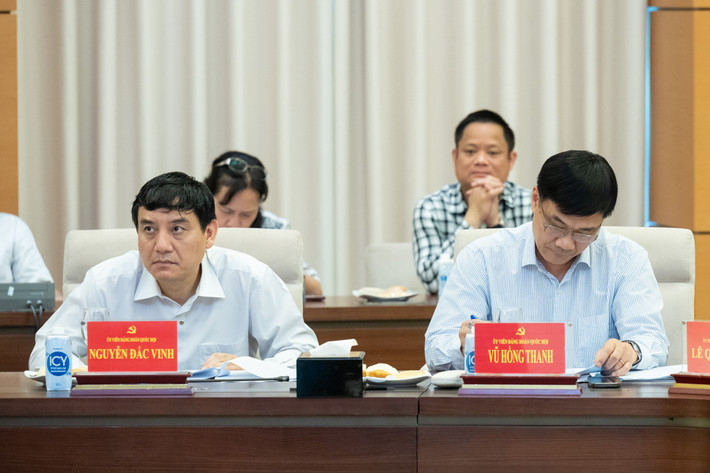 Hội nghị giữa Đảng Đoàn Quốc hội và Ban Cán sự Đảng Chính phủ ảnh 9 Hội nghị giữa Đảng Đoàn Quốc hội và Ban Cán sự Đảng Chính phủ -0