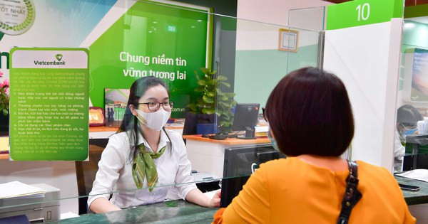 Vietcombank hướng tới mục tiêu chiến lược trở thành Ngân hàng bán lẻ số 1 Việt Nam vào năm 2025. Nguồn: VCB Tạo lập thị trường, tiên phong bứt phá -0