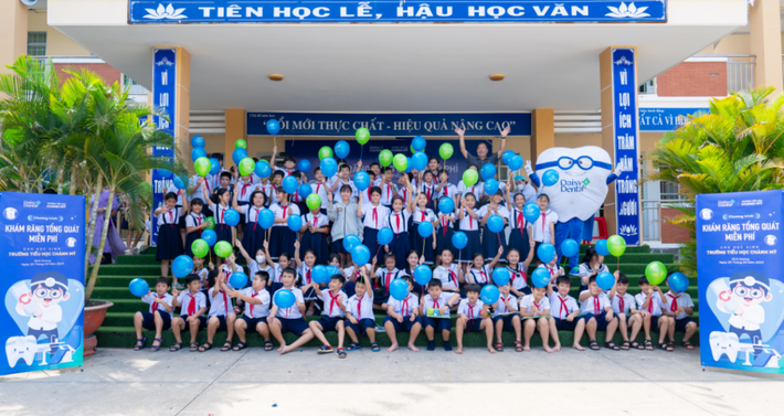 Nha khoa Quốc tế DAISY tổ chức thăm khám răng miệng cho học sinh trường Tiểu học Chánh Mỹ (Bình Dương) Nha khoa Quốc tế DAISY và hành trình thực hiện sứ mệnh