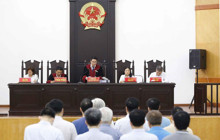 Dự thảo Luật đổi mới quy định về ngạch, bậc Thẩm phán TAND. Dự thảo Luật đổi mới quy định về ngạch, bậc Thẩm phán TAND.